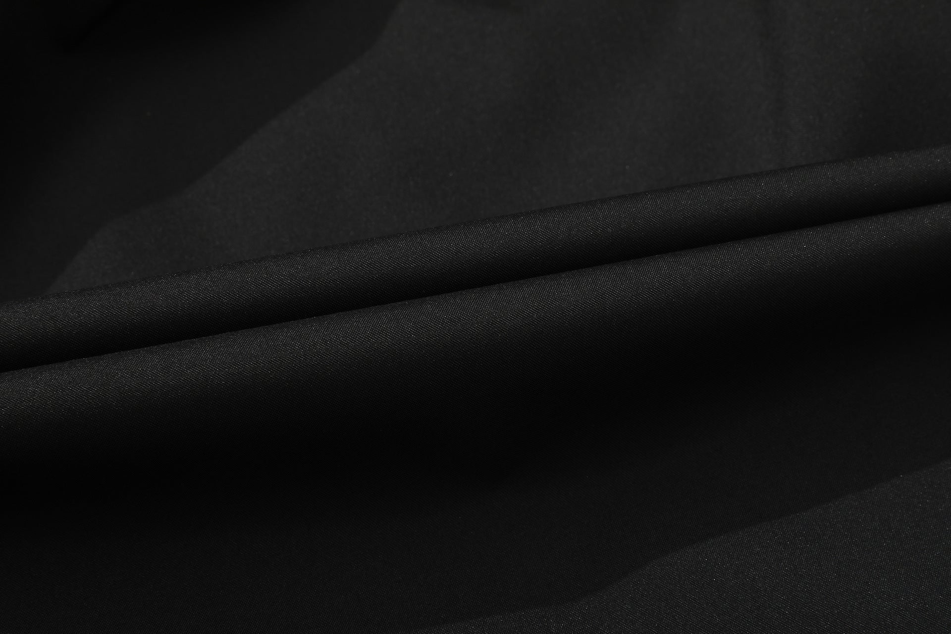 MEN’S OUTDOOR CASUAL JACKET – SPRING & AUTUMN ESSENTIAL