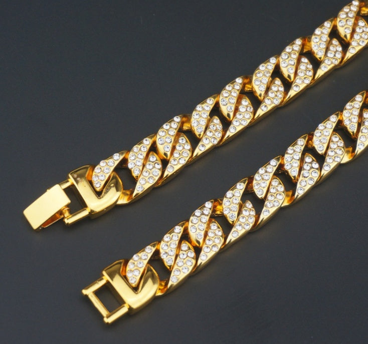 LYON CITY FULL DIAMOND CUBAN LINK BRACELET FOR MEN